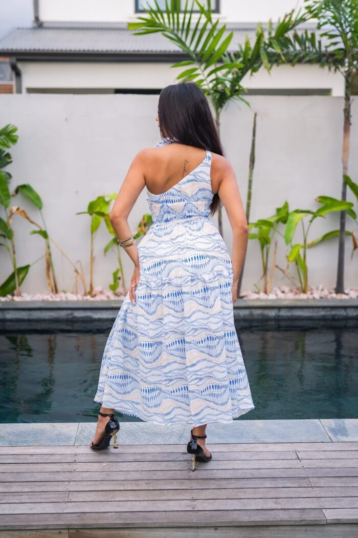 Robe Surya TU – Image 2